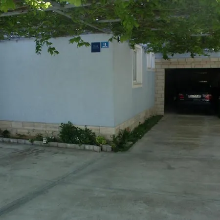 Appartement Jaki Orebić
